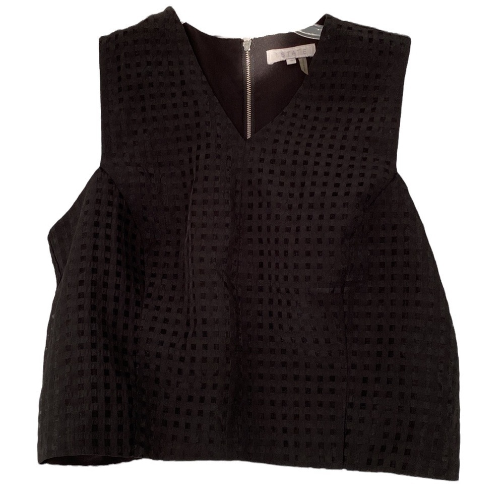 1 State black V-neck top. sleeveless with full zipper on back. Small
C